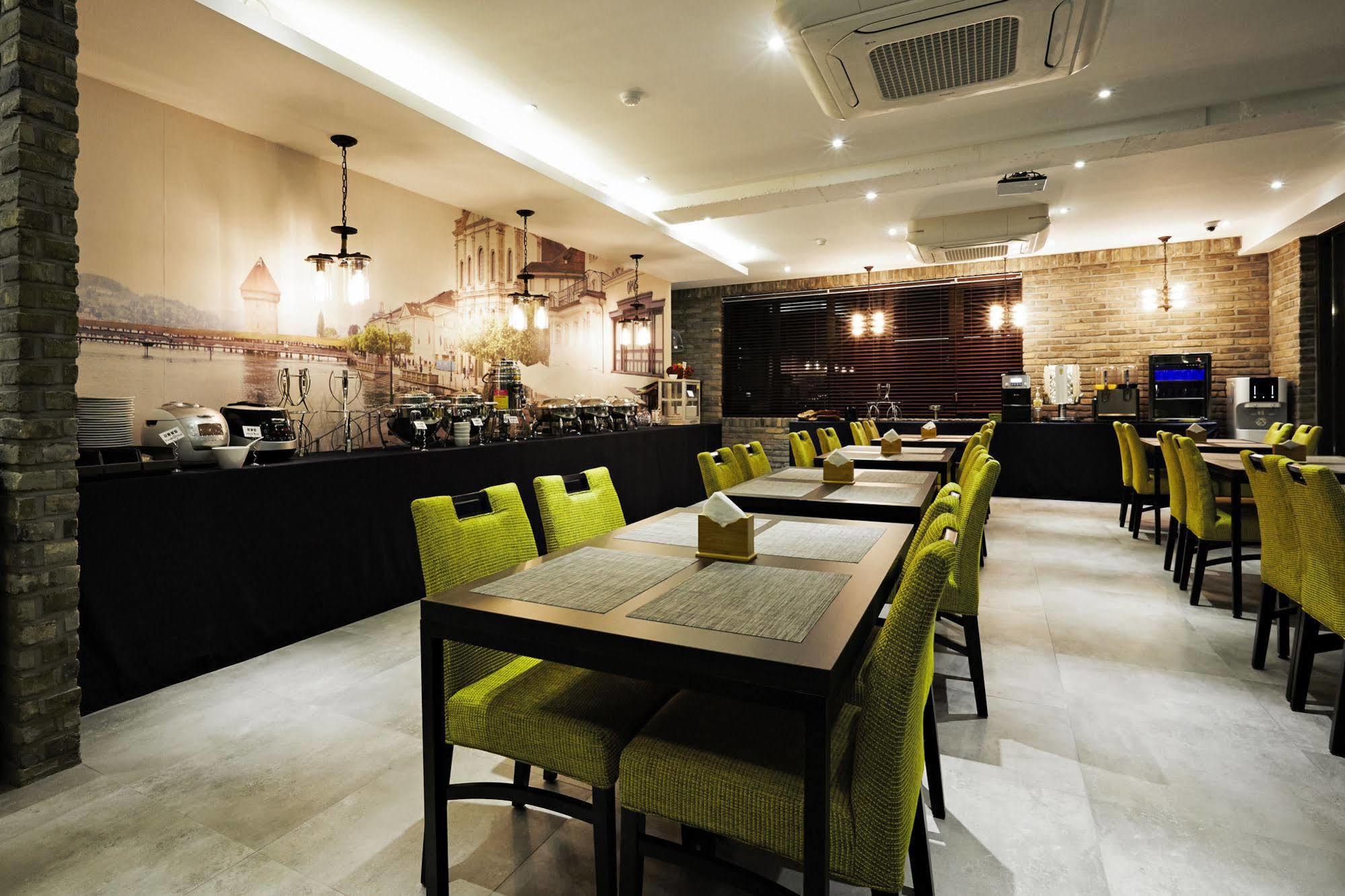 Chungbuk Inno City Namoo Hotel Eumseong Ngoại thất bức ảnh